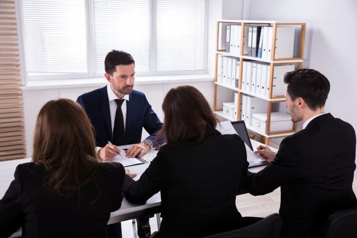 What Companies Can Do to Select the Right HR Management Services